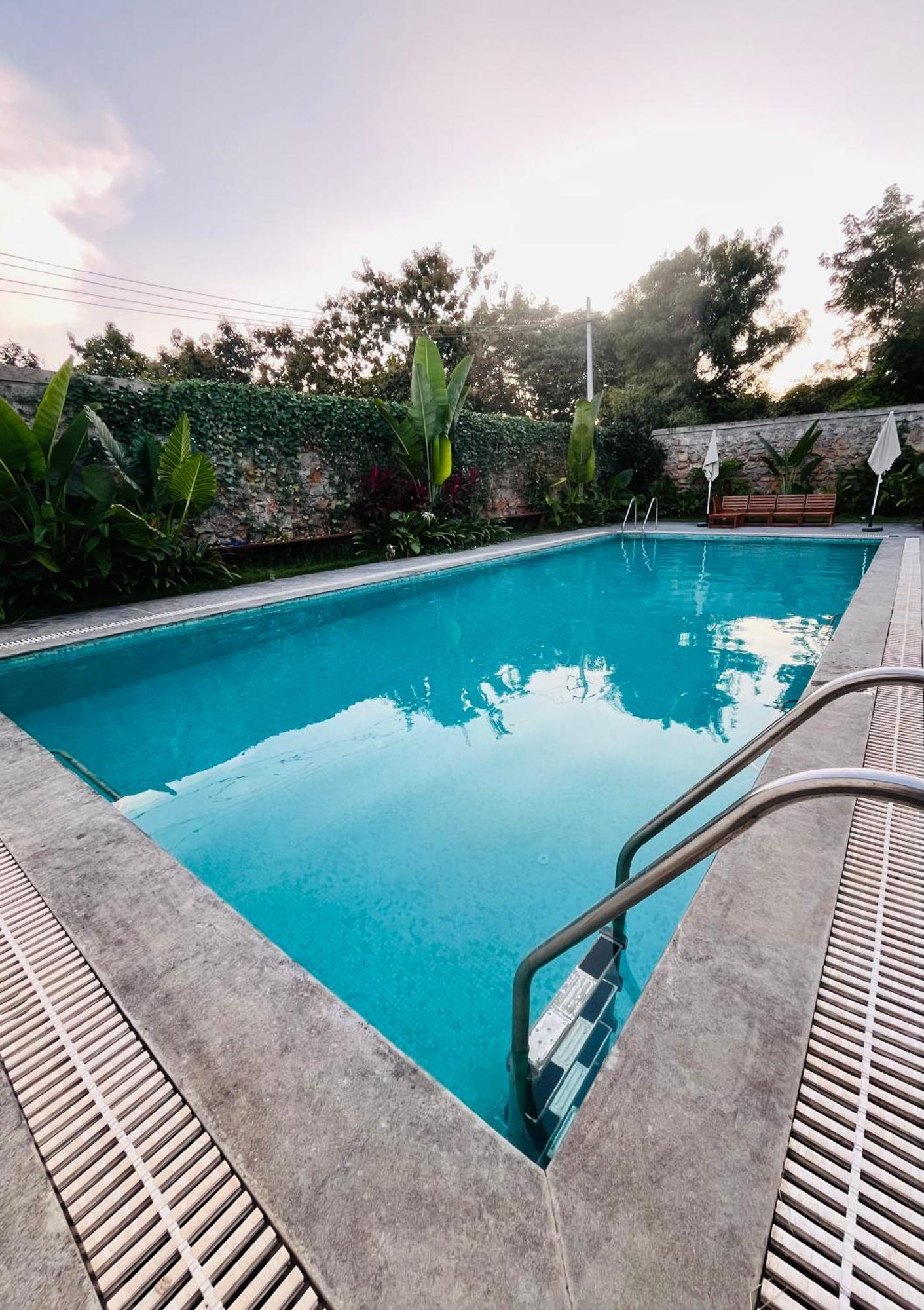 Jlr Farm Stay Hyderabad Bagian luar foto
